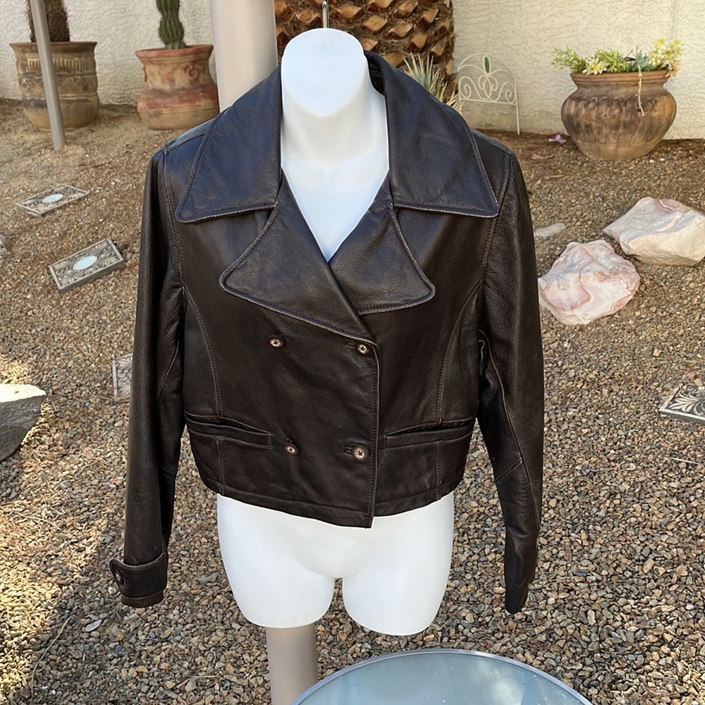 Leather jacket - Picture 3 of 6